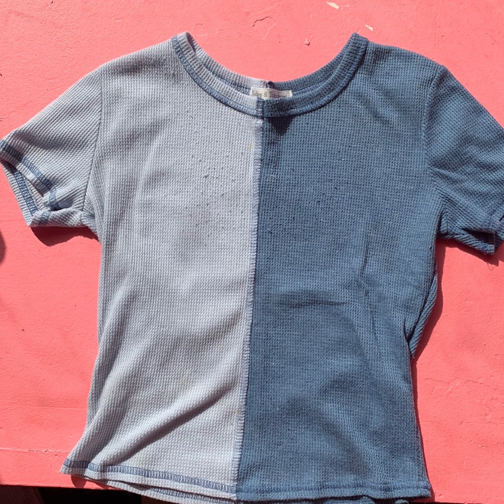 I am selling a split colored shirt s in woman’s